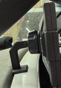1999–2007 Classic GM CTS Dash / Pillar Mount