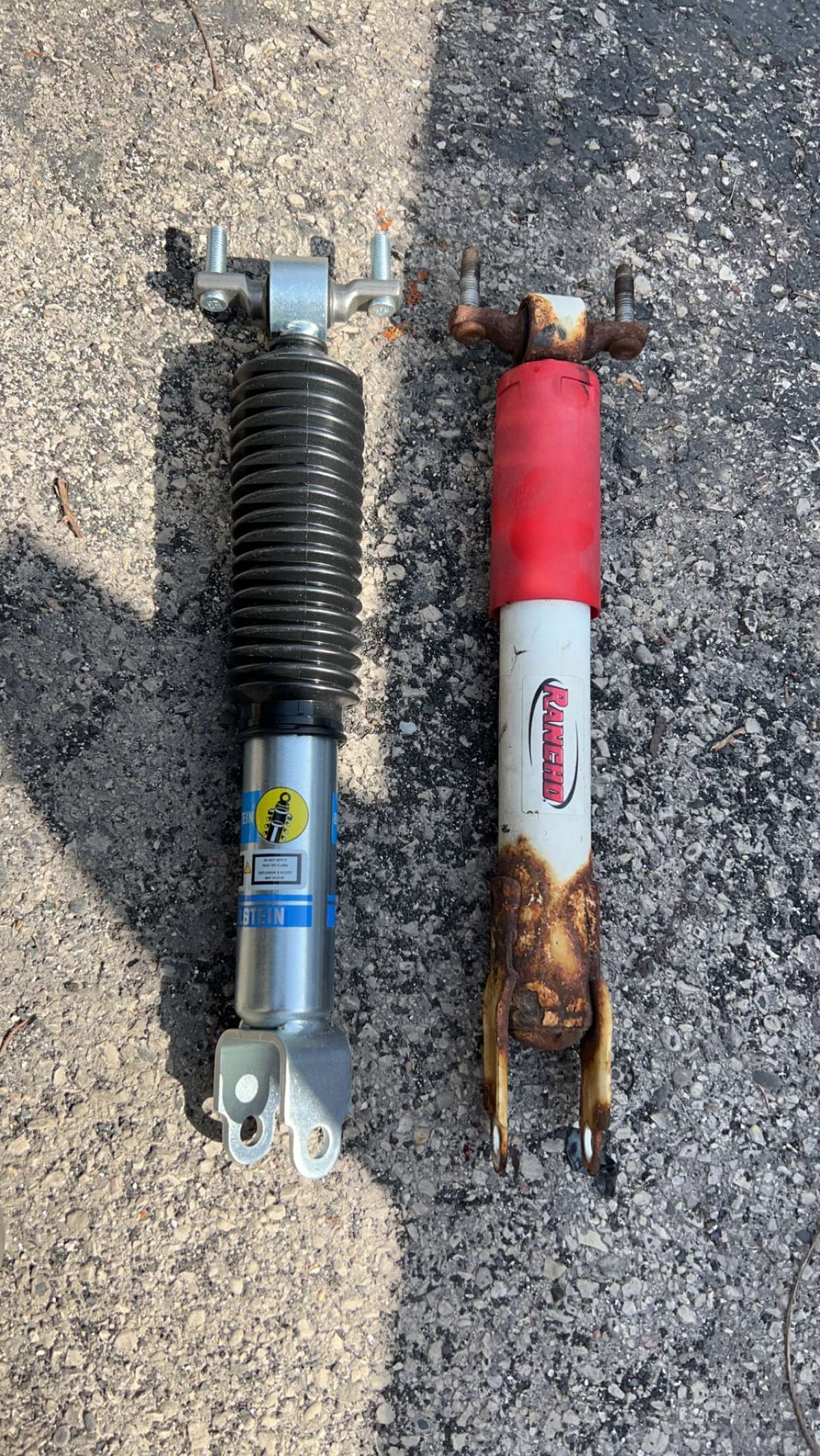 BILSTEIN 5100 0-1.5″ FRONT, REAR SHOCKS 2011-2026 GMC SIERRA 2500HD