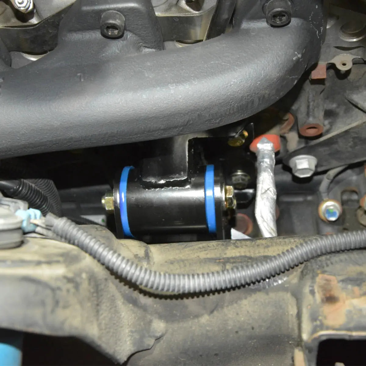 2001-2010 GM 6.6L Duramax Engine Mount Kit 50 Hardness